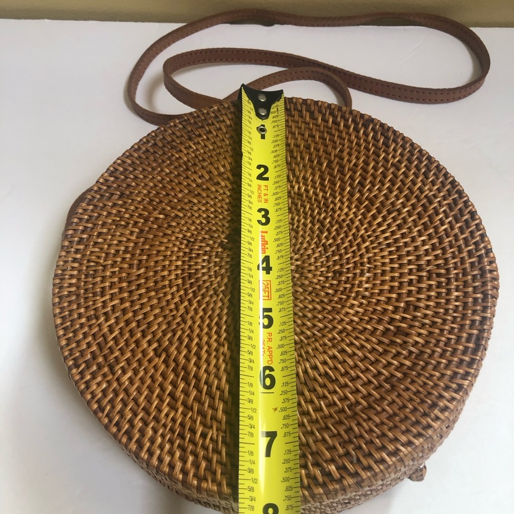 Tan Round rattan crossbody handbag - Picture 5 of 5